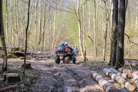 atvs-2751246_1920 atvs-2751246_1920